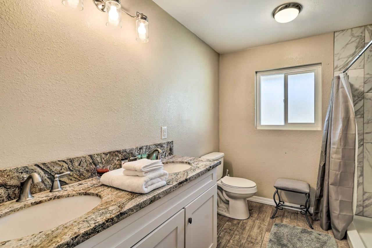 Lake Havasu Family Retreat With Patio And Game Room レイク・ハヴァス・シティ エクステリア 写真